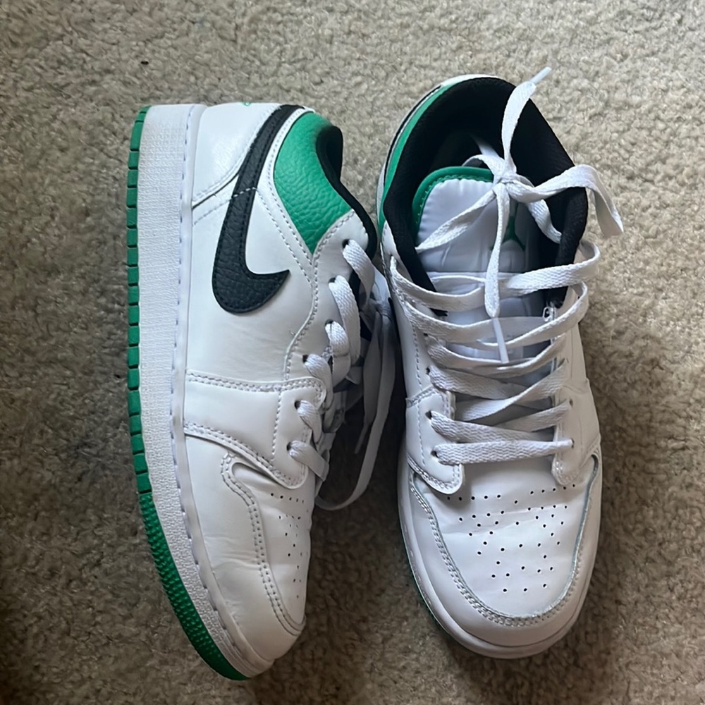 Jordan 1 Low White Lucky Green